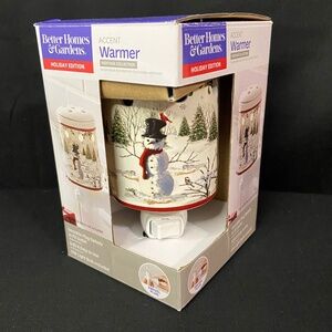 Better Homes & Gardens Holiday Winter Forest Snowman Wall Wax Warmer Swivel Plug